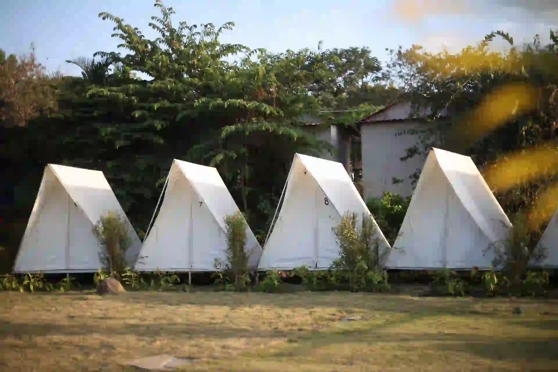 Tent-style stay imagery